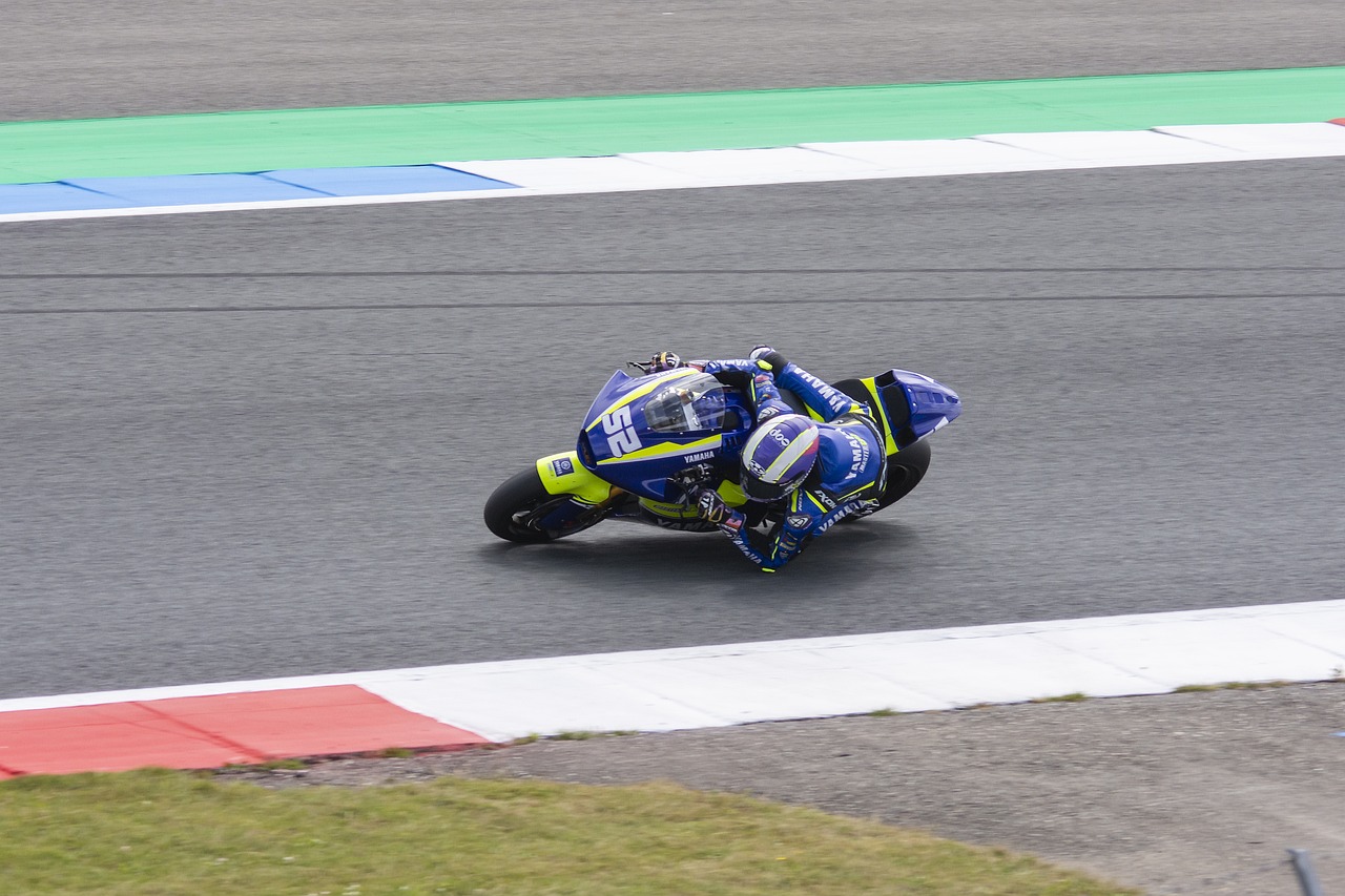 相比之下 相比之下